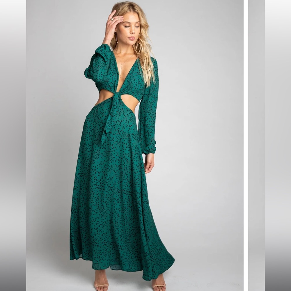 Noelle Maxi